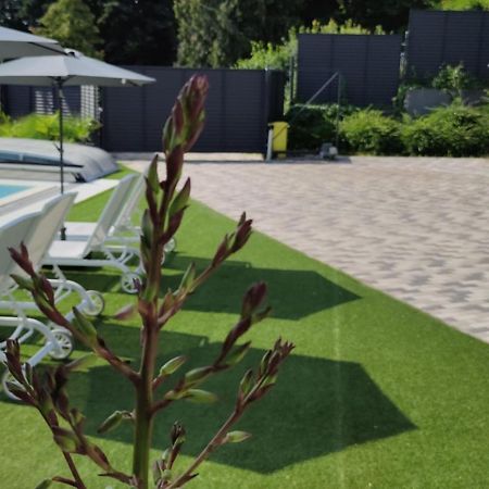 Aqua Solar Apartmanhaz Мишкольц Экстерьер фото