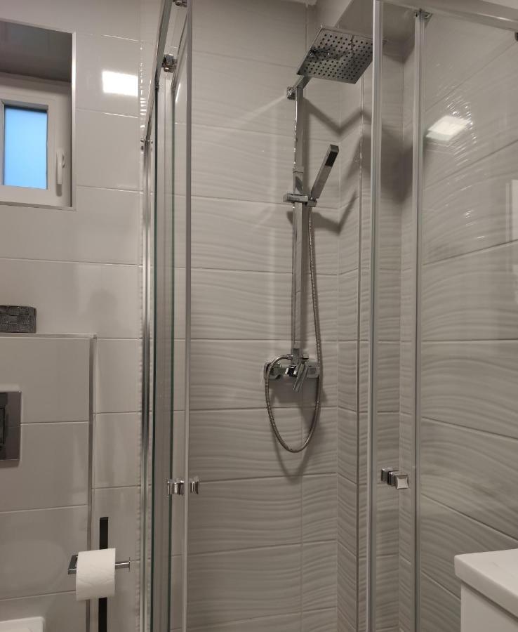 Aqua Solar Apartmanhaz Мишкольц Экстерьер фото